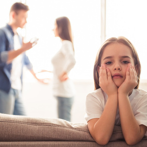 5 «безобидных» фраз родителей, которые травмируют ребенка