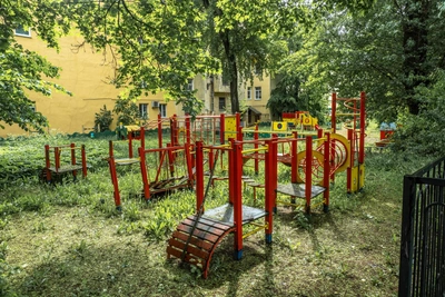 Родители встали на защиту воспитательницы из Владивостока