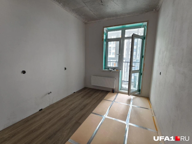 Укладка ламината в целом несложное занятие | Источник: Булат Салихов / UFA1.RU