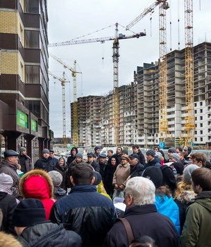 Что делать сейчас ипотечным заемщикам — гасить или подождать?