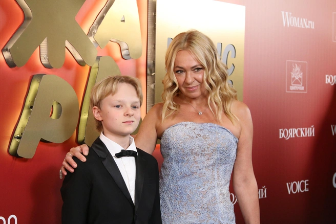 «Напичкали всякими лекарствами». Сыну Плющенко понадобилась скорая после шоу в Петербурге | Источник: Татьяна Спиридонова / MSK1.RU