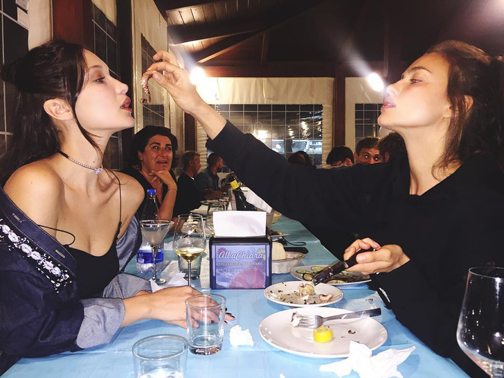 Ирина Шейк и Белла Хадид вместе отдыхают в Италии