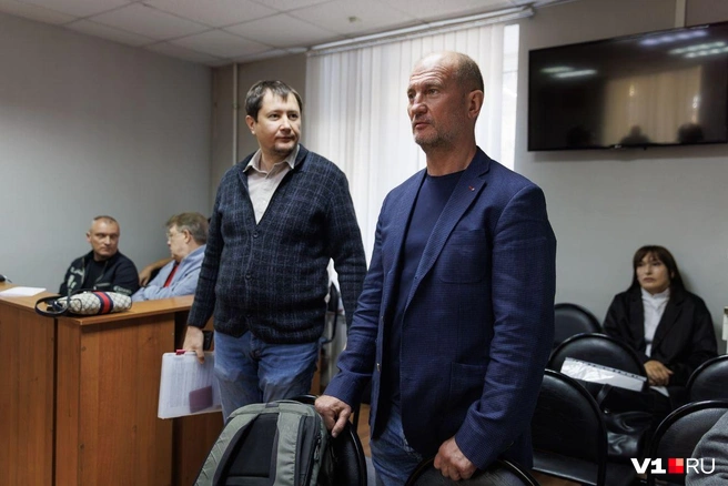 Федор Литвиненко, как и его адвокат, были категорически не согласны с обвинениями | Источник: Алексей Волхонский / V1.RU