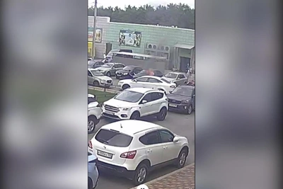Конфликт у воронежского ТЦ привел к поджогу и нападению на фельдшера