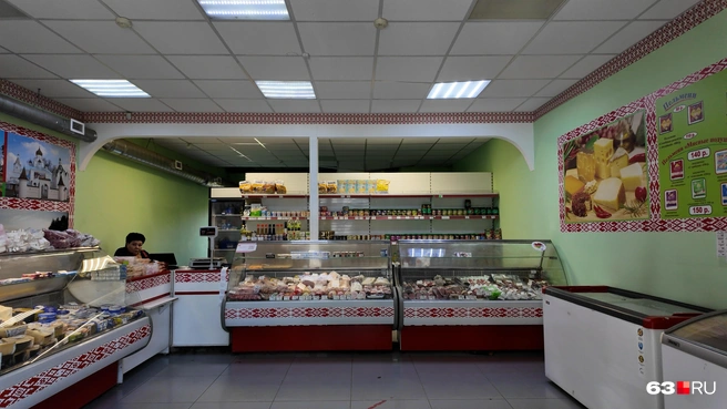 Некоторые продавцы не в курсе ситуации. Видимо, хозяева говорят: «Работаем, а там по ситуации». Ведь история с освобождением земли длится уже очень давно | Источник: Алексей Ногинский / 63.RU