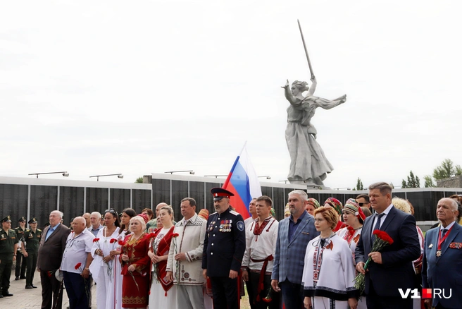 Памятник появился у подножия монумента «Родина-мать зовет» | Источник: Константин Завриков / V1.RU