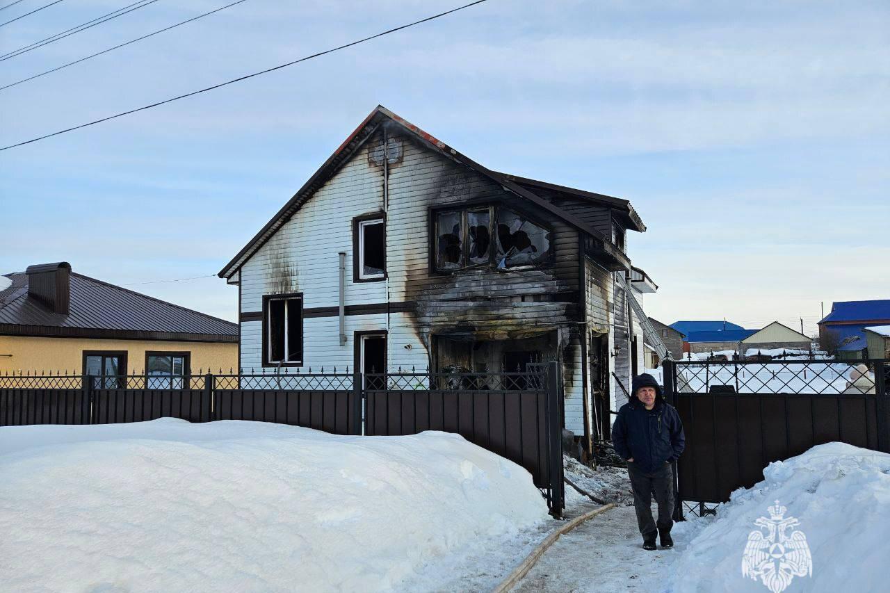 Двое детей 3 и 5 лет с бабушкой стали жертвами пожара в Башкирии: где, в  каком районе и как случилась трагедия - 22 марта 2024 - УФА1.ру