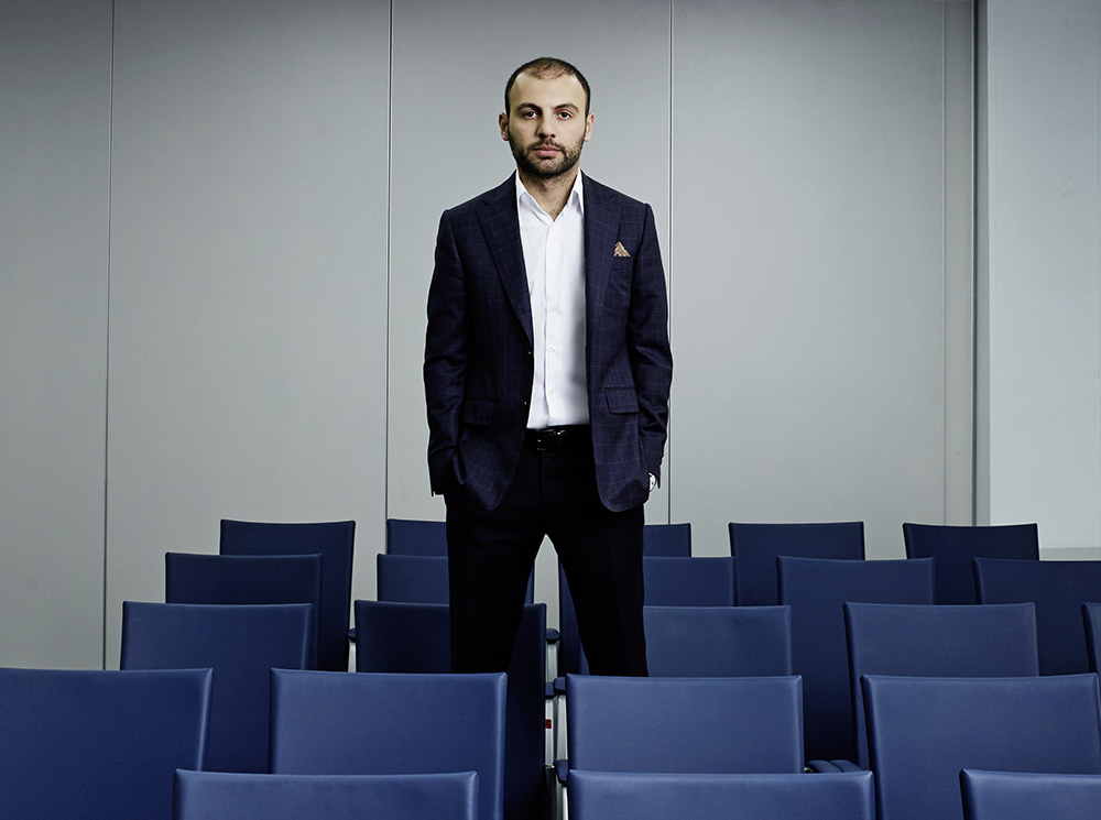 Григорий Аветов | marieclaire.ru