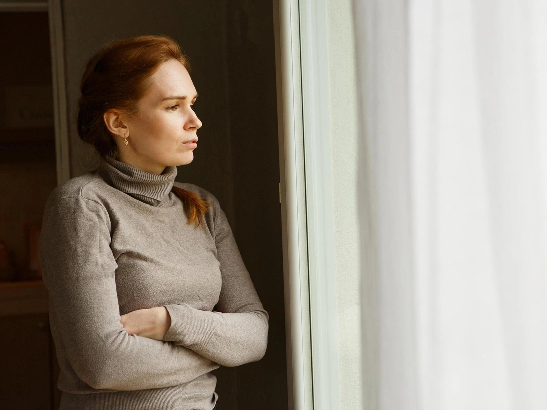 Что такое синдром FOGO, или Почему люди стали бояться выходить на улицу | marieclaire.ru