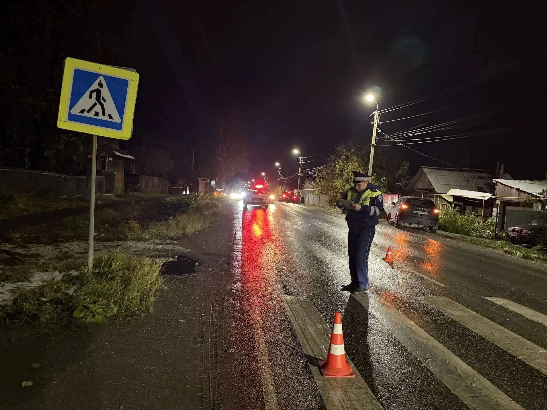 В Березовском водитель Volkswagen Tiguan не заметил женщину на переходе — она погибла