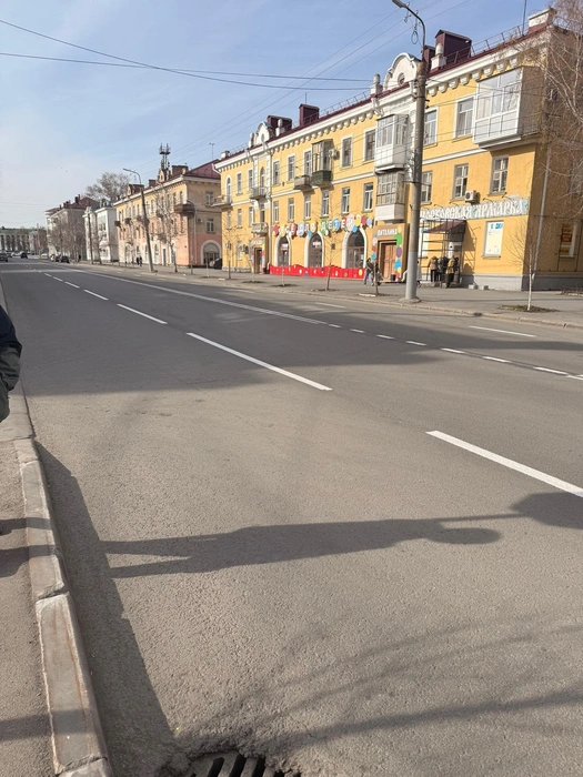 Поворачивать налево и разворачиваться можно только в одном месте  | Источник: Читатель 45.RU