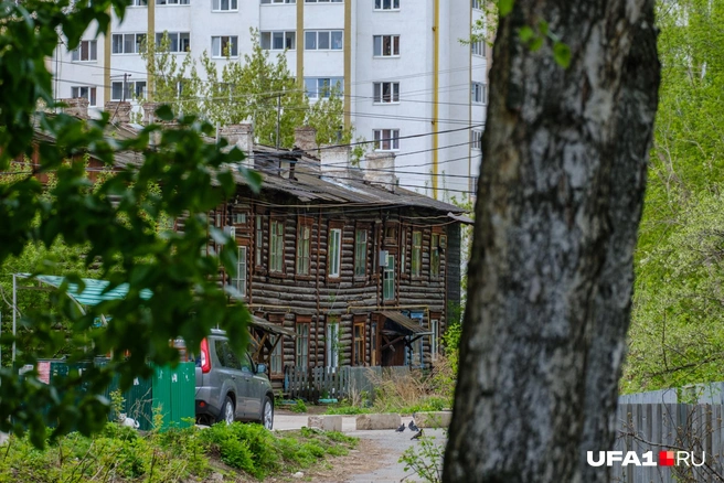 Во дворах можно найти и такое | Источник: Булат Салихов / UFA1.RU