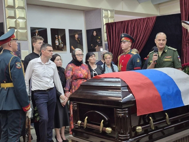 Валерий Овдиенко служил вместе с Валерием Ростовщиковым | Источник: Ирина Яковлева / V1.RU