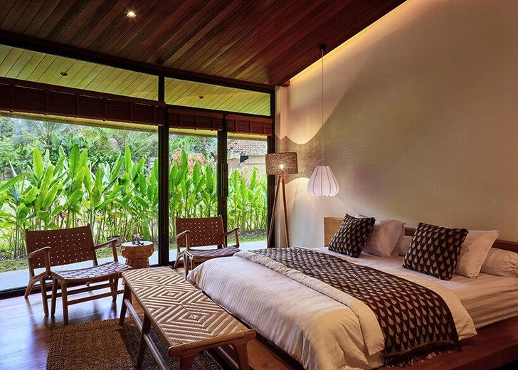 Источник: KIE