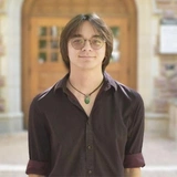 <p><a target="_blank" rel="noopener nofollow" href="https://artsci.wustl.edu/faculty-staff/alex-nguyen">Алекс Нгуен</a></p>