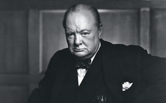 Рычащий лев: как был создан самый известный фотопортрет Уинстона Черчилля