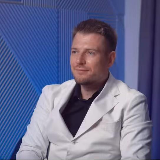 <p>Константин Деревянко</p>