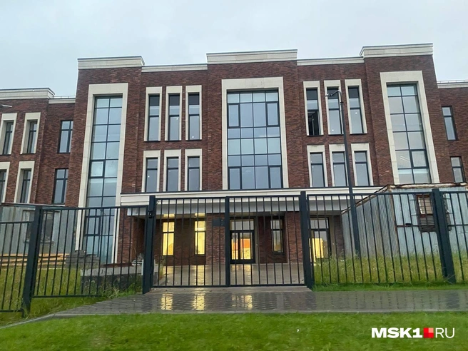 Муниципальную школу «Кембридж» за две недели до 1 сентября чуть не сделали платной | Источник: Иветта Авраамова / MSK1.RU