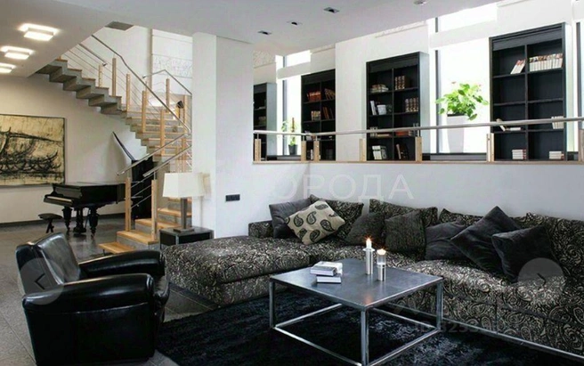 Посмотрите, как выглядит зона отдыха в доме  | Источник:  «Города Новосибирск» / N1 