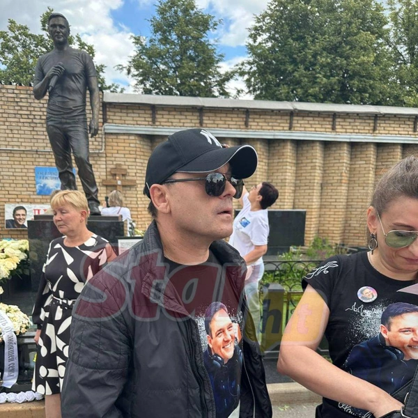 Руслан Ногманов часто исполняет песни Шатунова 