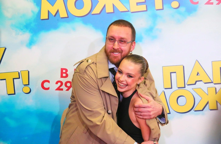 Данила Якушев с невестой Кристиной | www.starhit.ru