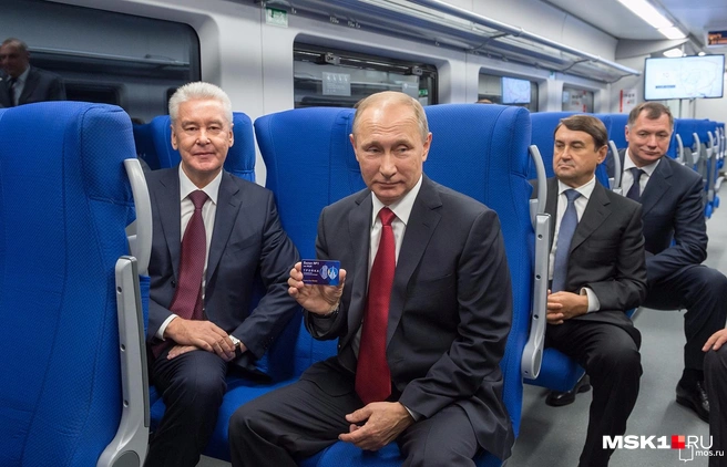 Сергей Собянин и Владимир Путин на открытии пассажирского движения по МЦК 10 сентября 2016 года | Источник: пресс-служба правительства Москвы