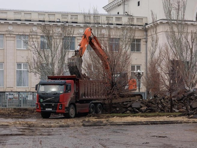 Фонтан планируется восстановить, но детали и сроки не разглашаются. | Источник: Алексей Волхонский / V1.RU