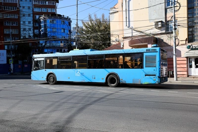 В центре Москвы изменят маршруты автобусов из-за мотофестиваля