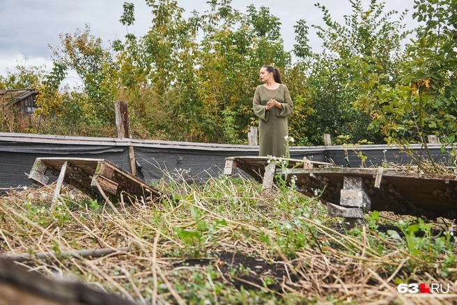 «У мужа особый талант — выращивать. Растения и животные в его руках растут быстрее и здоровее, он это любит всей душой. Я же гурман — обожаю необычные блюда и всегда в поиске нового вкуса», — делится хозяйка фермы | Источник: Роман Данилкин / 63.RU