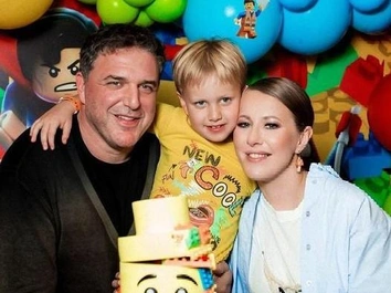 «Ты сама видела, что творишь?»: восьмилетнему сыну Собчак стыдно за видео матери