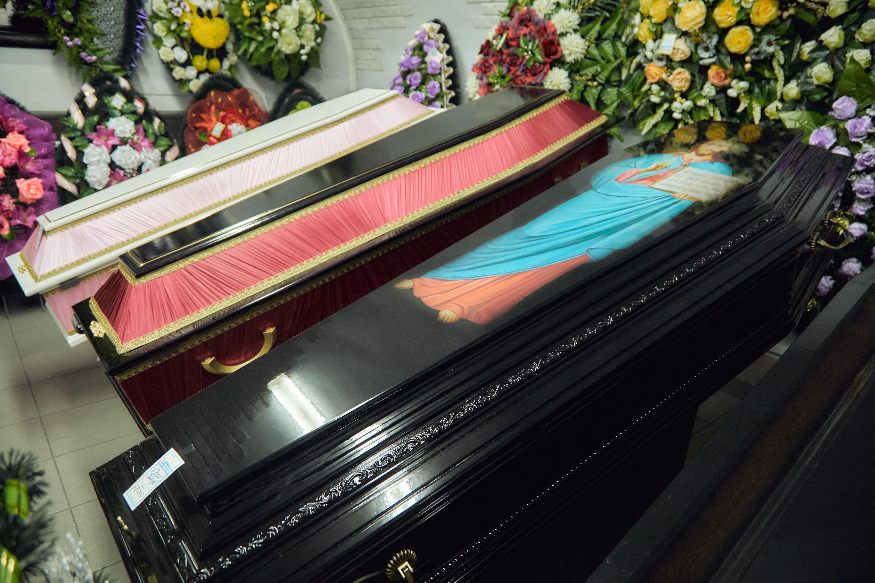 Сколько стоят похороны в Москве 2023. Сколько стоит похоронить человека в Самаре в 2023. Похоронить самара