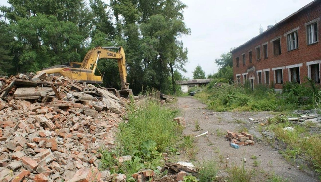 На сегодняшний день полностью снесено восемь аварийных домов | Источник: www.city-n.ru