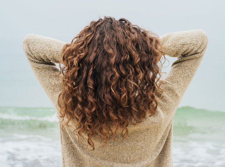 5 незаменимых средств для ухода за кудрявыми волосами