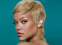 Работает не покладая рук: Рианна запускает линейку Fenty Hair