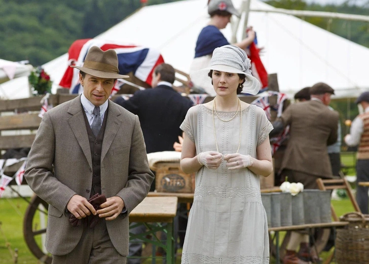 Кадр из телесериала Downton Abbey | maximonline.ru