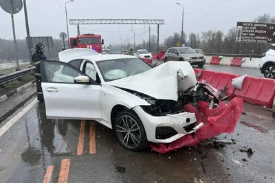 Снегопад в Ленобласти: аварии на трассе «Кола», водителям советуют не ездить