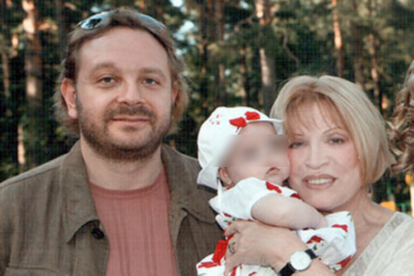 Людмила Максакова с сыном Максимом