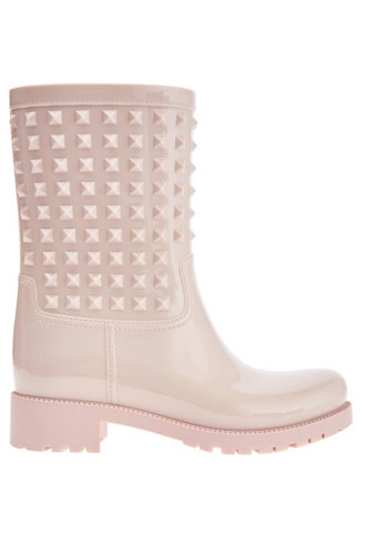 Сапоги ValentinoЦена: 18 960 руб.
Где купить: aizel.ru