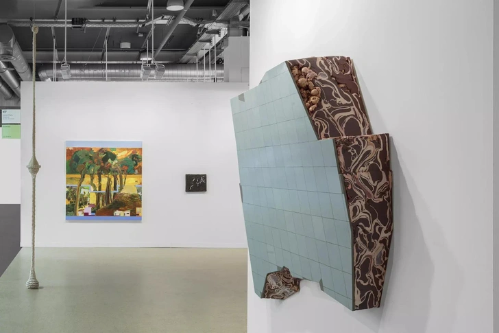 Стенд галереи Fortes D’Aloia & Gabriel на Art Basel 2025. | Источник: Fortes D’Aloia & Gabriel