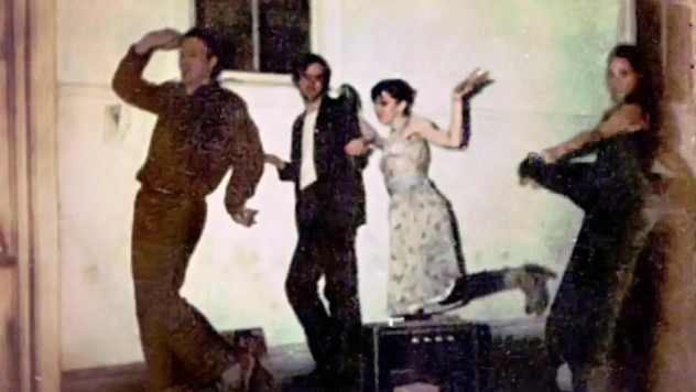 Мадонна поет панк-рок в 1979 году
