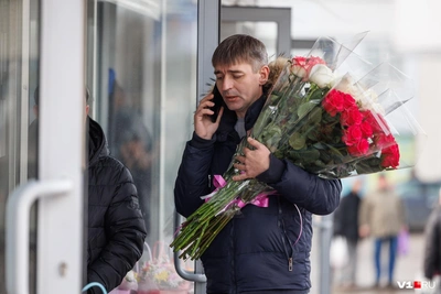 Волгоградцы раскрыли суммы на подарки к 8 Марта