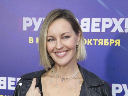 Яна Крайнова из «Дневника доктора Зайцевой» — о подготовке к свадьбе и будущем муже, которого скрывает