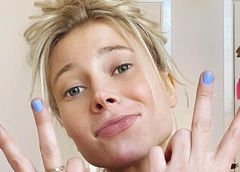 «Окорочка вместо рук»: Коваль показала, как выглядела до похудения на 12 кг