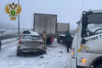 Mass Accident Sparks Massive Traffic Jam on St. Petersburg Ring Road