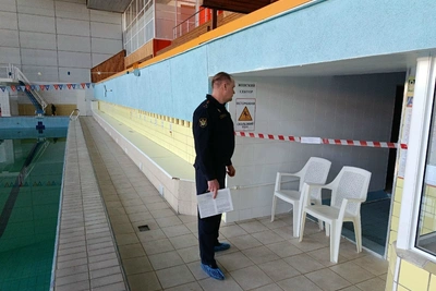 В Сыктывкаре приостановили работу центрального бассейна