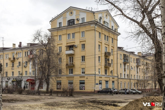 Работы в этом доме по улице Дзержинского обойдутся дороже всего | Источник: Константин Завриков / V1.RU