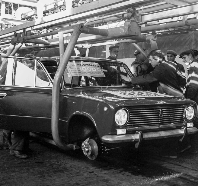 Такая красавица «копейка» сошла с конвейера 55 лет назад | Источник: «На заводе» / vk.com
