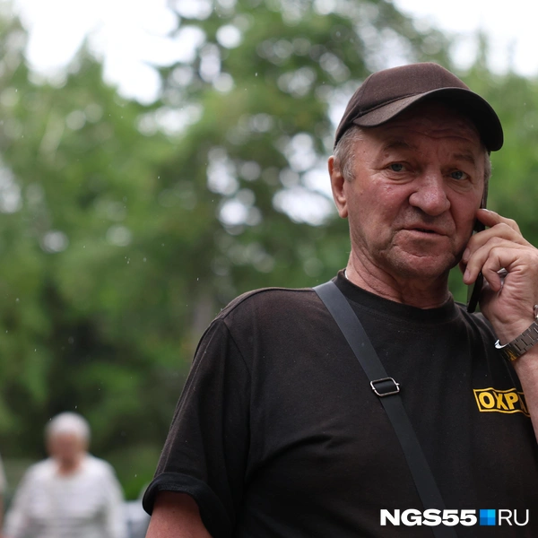 За порядком на площадке следят охранники | Источник: Евгений Софийчук / NGS55.RU