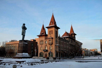 Hello Jeffrey!: How a Saratov Girl Refused Epstein's Invitation