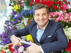Девять детей от разных женщин, ссора с Агутиным и флирт с Пугачевой. Скандальный Отар Кушанашвили